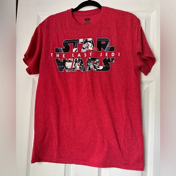 Star Wars medium tshirt - Picture 1 of 3